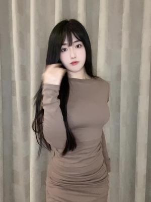 个子矮的女生叫萝莉，那个子矮的男生叫什么？#笛子舞 #社恐 #文静小女生